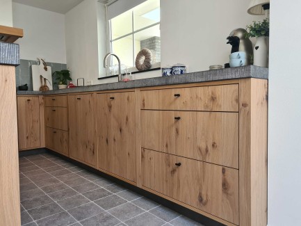 Landelijke eiken keuken compleet