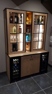 Wijn- en drankkast met verlichting